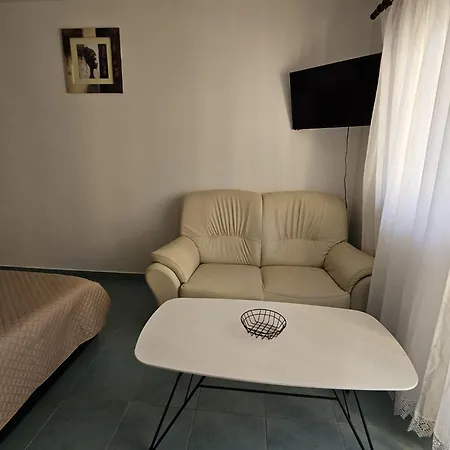 Apartament Maja Kolan