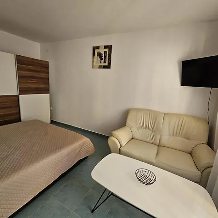 Apartament Maja Kolan